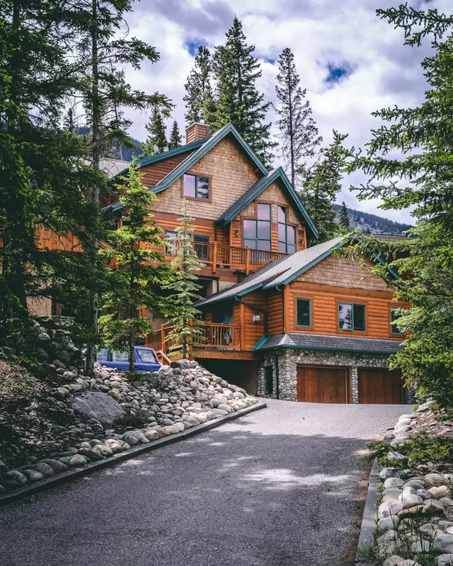 Viola.Homes Premium Domain